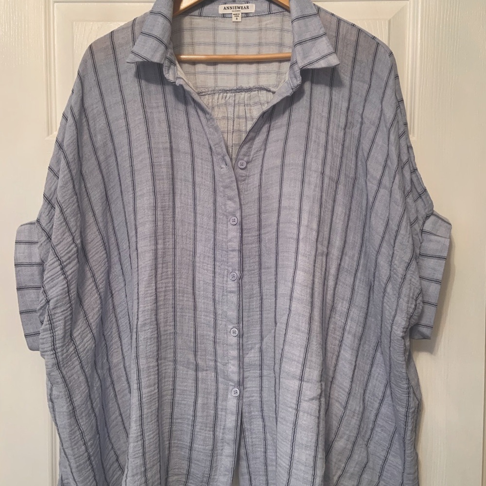 Anniewear Los Angeles Oversized Blue Striped Shirt